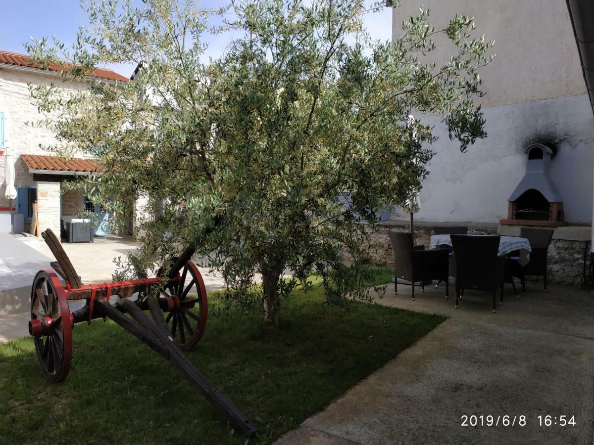 Holiday Home Peruški Exterior foto